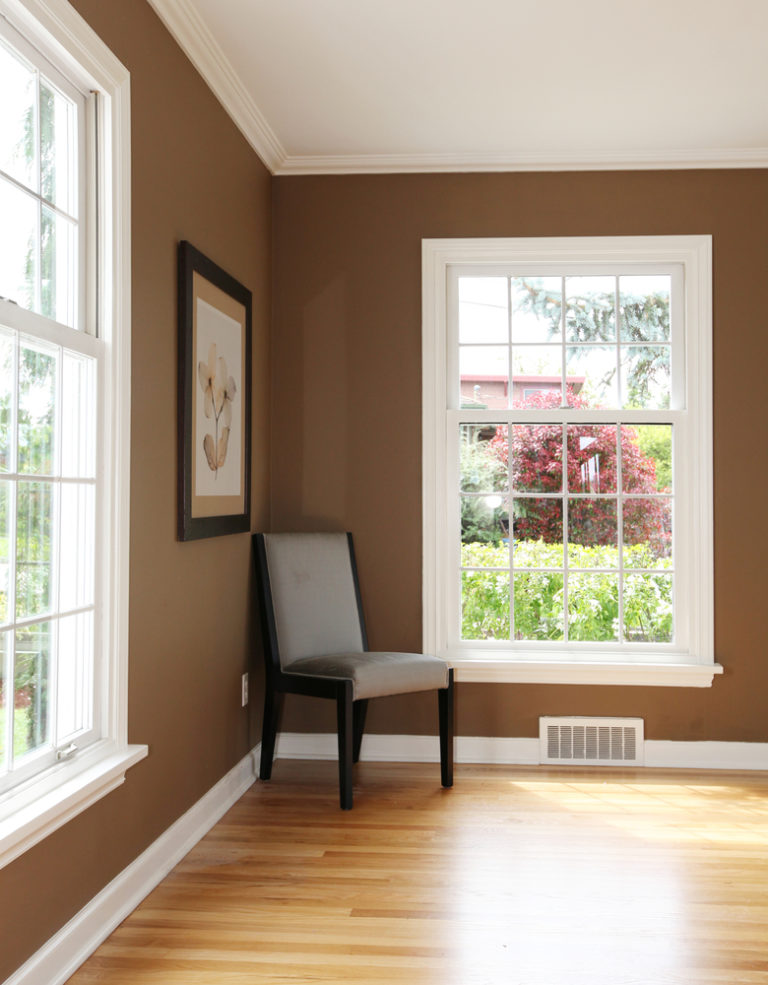 Windows That Won't Stay Up? Here's Why & How to Fix Them.